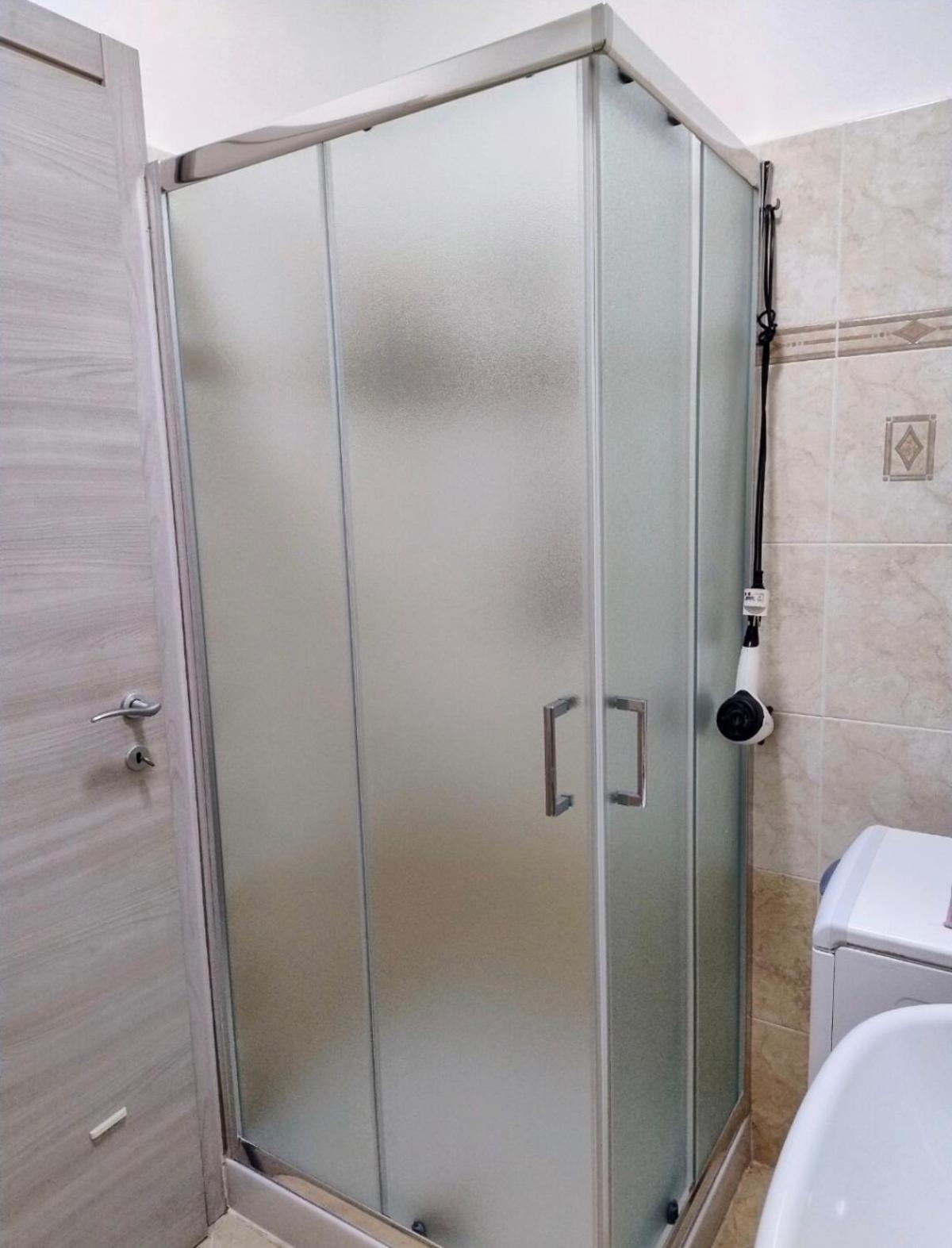 Camera Privata Nell'Appartamento In Zona Residenziale Con 2 Piscine Rapallo Zewnętrze zdjęcie
